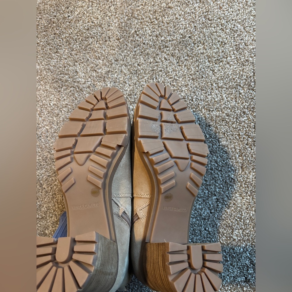 Vince Camuto chunky heel boots - Picture 6 of 10